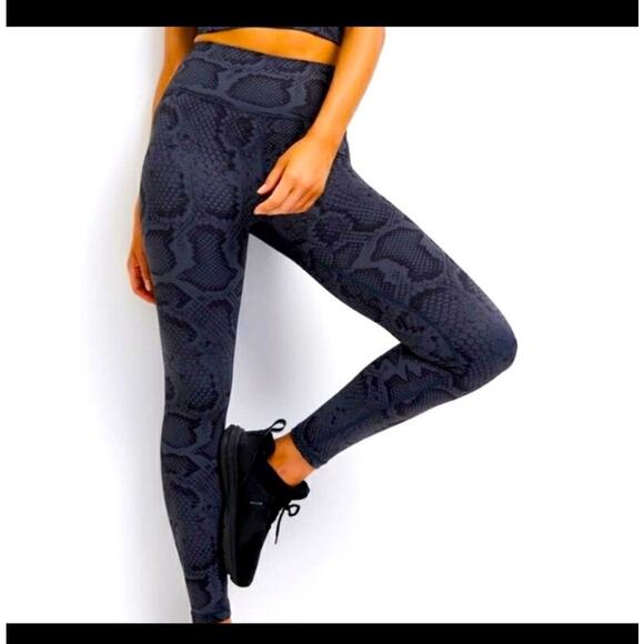 Anthropologie x AllFenix Navy Blue Snake 7/8 Leggings Medium - Picture 1 of 9